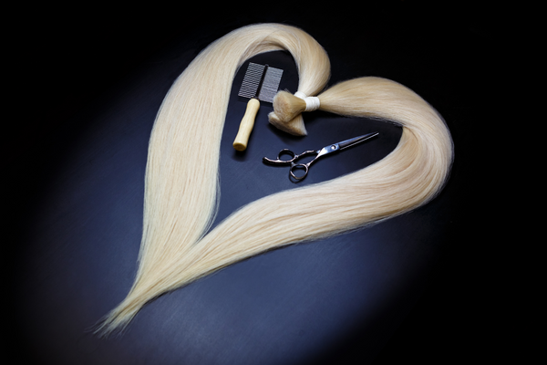 <center>Hair Extensions and Confidence: How They Can Boost Your Self-Esteem</center>