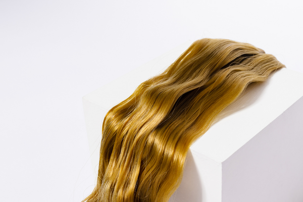 <center>Common Misconceptions about Keratin Bond Hair Extensions Debunked</center>